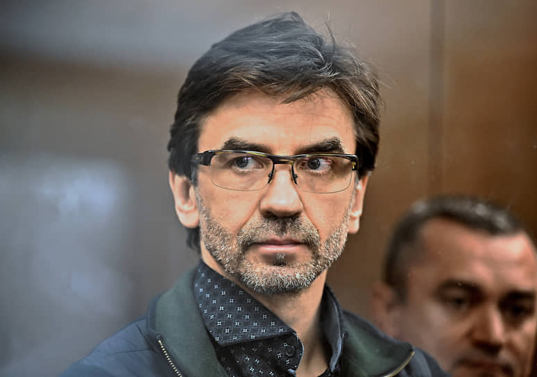 Михаил Абызов