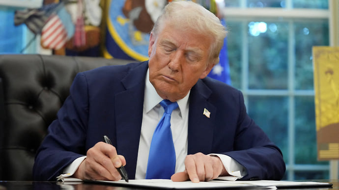 Трамп ввел пошлины на импорт мебели и пиломатериалов