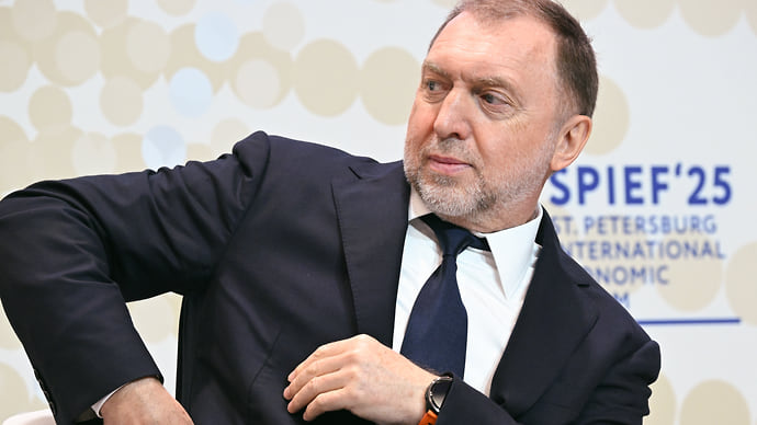 FT: Raiffeisen может получить активы Олега Дерипаски в Австрии