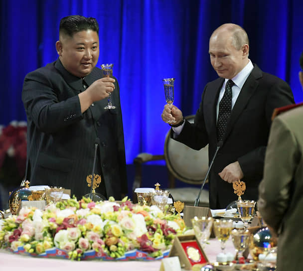 Лидер КНДР Ким Чен Ын и президент России Владимир Путин