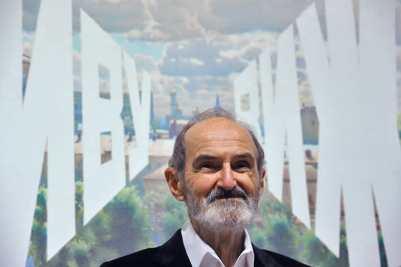 Эрик Булатов