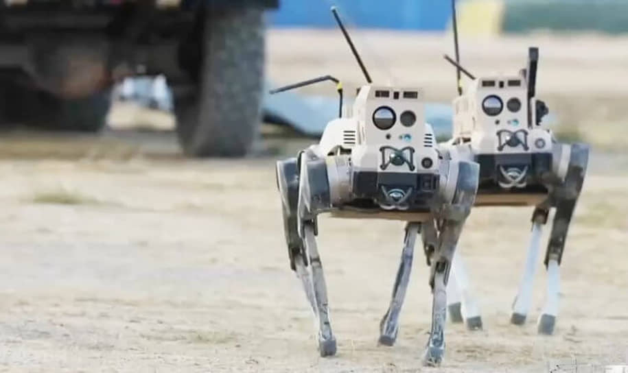 Боевые робоволки армии КНР