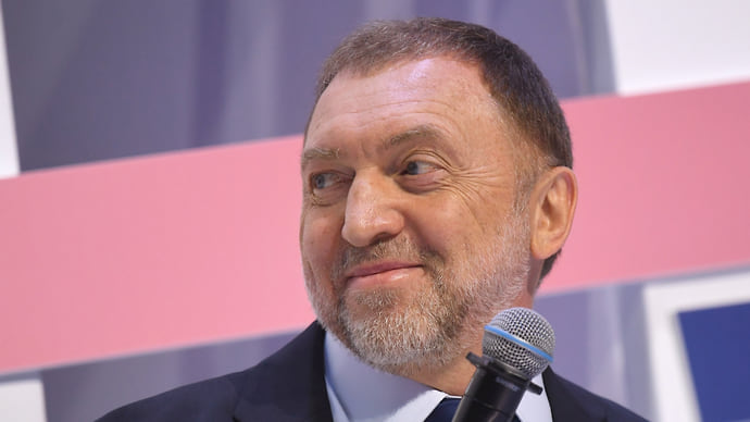 Дерипаска выдвинут на пост президента федерации хоккея с мячом