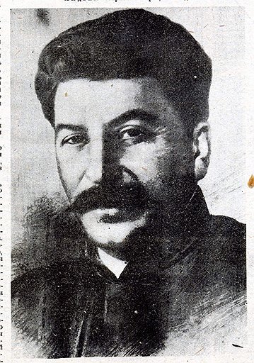 Портрет Иосифа Сталина к статье «Беседа Сталина с писателем Эмилем Людвигом»