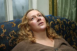 Герои фильма не верят в жизнь после смерти и прощаются навсегда