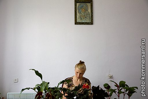 Вместо портрета президента в кабинете главы сельсовета Марии Копач -- Почаевская икона Божией Матери