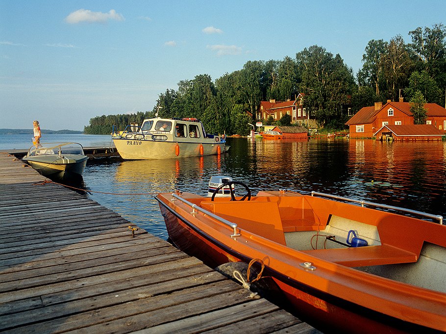 Русские покупают дома в Финляндии, потому что там безопасно, прекрасная природа и всегда можно безбоязненно оставить катер или машину 