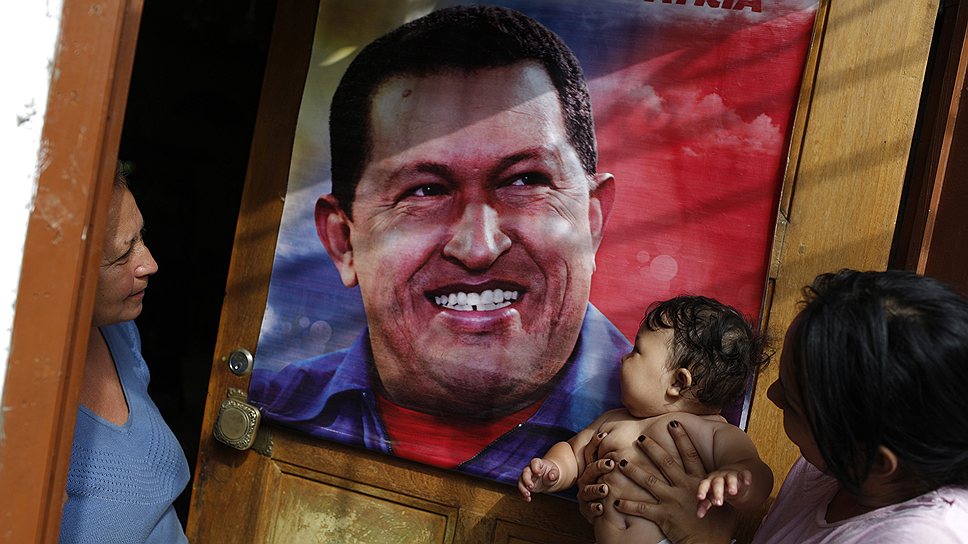 Уго Чавес повернул политику лицом к бедным и стал для них иконой справедливости