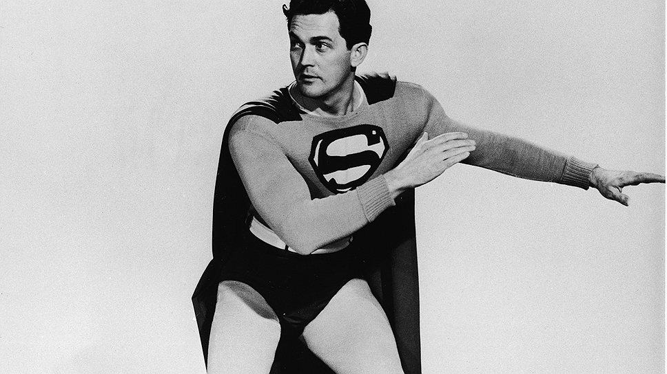 Американский актер Кирк Элин в костюме Супермена, 1948 год 