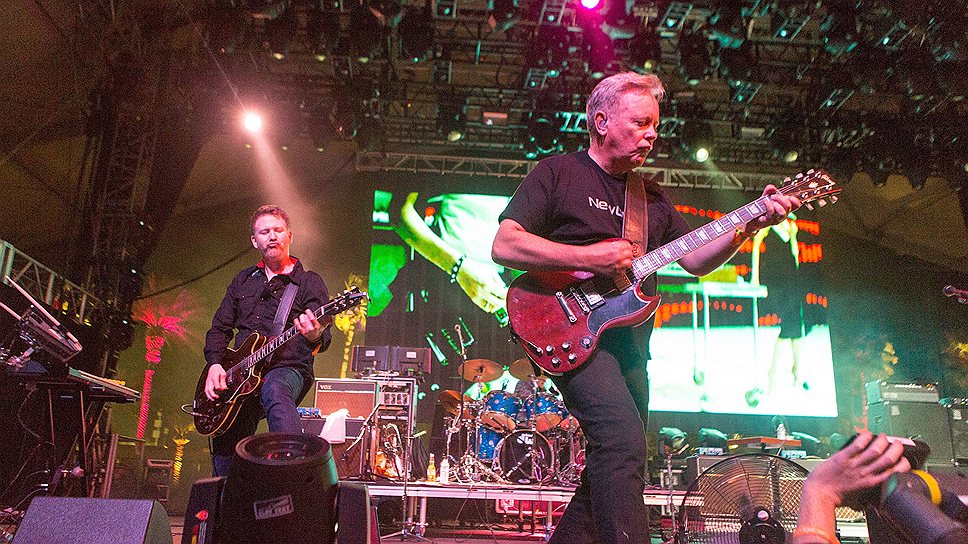Культовая британская группа New Order относится к редкому числу независимых и актуальных танцевальных групп мирового уровня