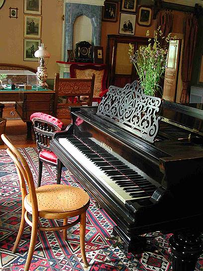 Дом Чайковского в Клину стал первым мемориальным музыкальным музеем 
