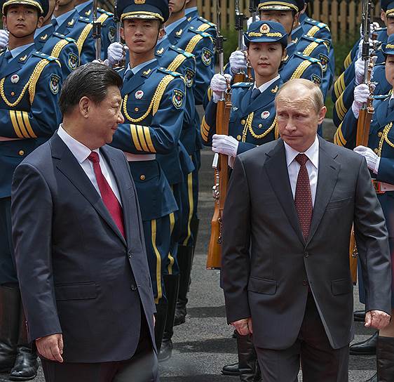 Встречи председателя КНР Си Цзиньпина и президента России Владимира Путина проходят регулярно. Это основа двустороннего диалога