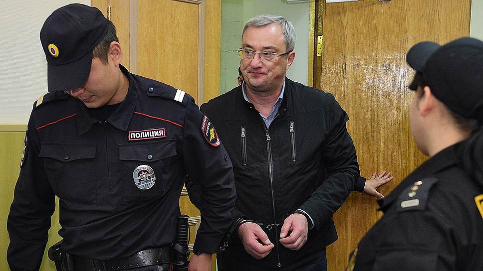 Почему арестовали Вячеслава Гайзера, жители Коми гадают до сих пор. Официальные версии убеждают не всех