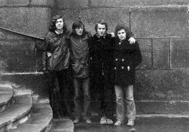 Три беглеца и их помощник Рюдигер фон Фрич (второй справа), 1974 год 
