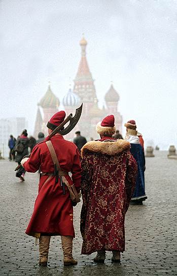 Сегодня все чаще вспоминают знаменитую фразу  Бенкендорфа: прошедшее России удивительно, настоящее великолепно, а будущее лучше всего, что можно вообразить...