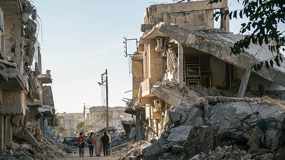 Руины Кобани. ИГ отогнали, жители возвращаются 

