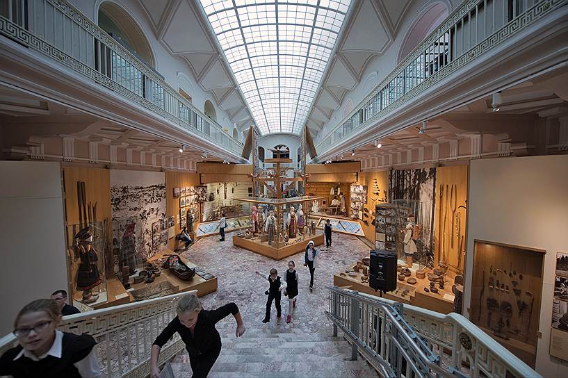 Российская реставрационная школа берет начало здесь, в Российском этнографическом музее, который когда-то был отделом Русского музея