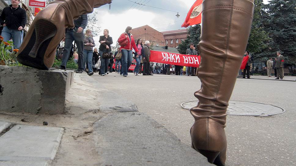 Антиамериканскими шествиями в России никого не удивить, и все же исследователи уверены: на бытовом уровне наш человек особой ненависти к США не испытывает 