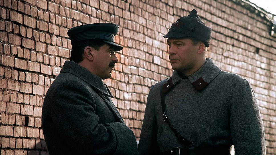 Сериальная история Сталина и Власика к реальной отношения не имеет. Но телевизионное начальство, похоже, это не волнует   