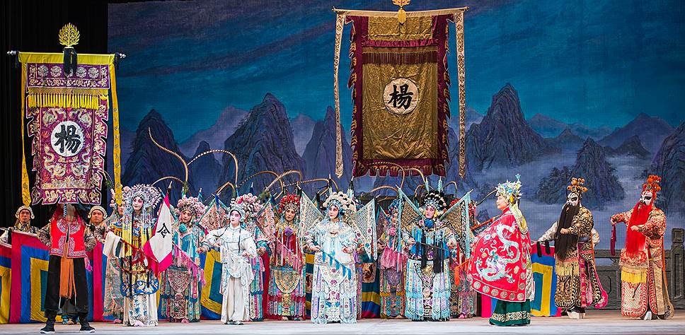 Китайская опера — это синтез музыки, хореографии и боевых искусств