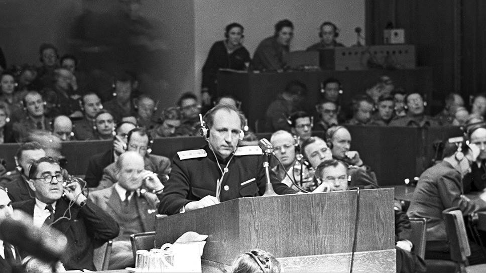 Главный обвинитель от СССР Р.А. Руденко выступает в Нюрнберге 

