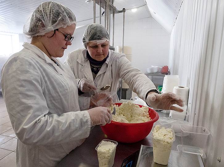 В деревне Братково налажено производство молочной продукции