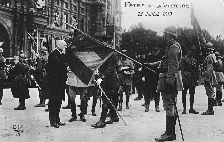 Для Европы, особенно Франции, Первая мировая война, как победоносная, оказалась более значимой, чем Вторая мировая. В России все наоборот