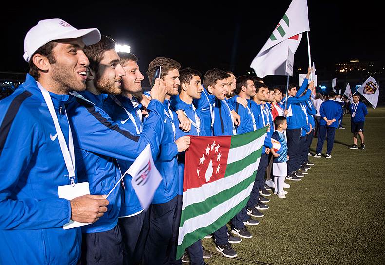 Сборная Абхазия осчастливила соотечественников, выиграв домашний чемпионат CONIFA в 2016-м