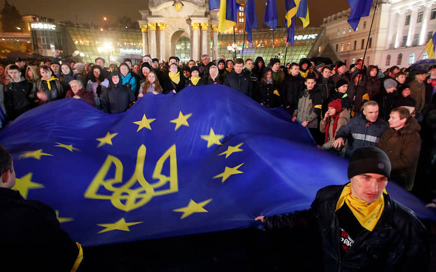 Киев, ноябрь 2014 года: ассоциацию с Европой на Майдане приближали как могли…