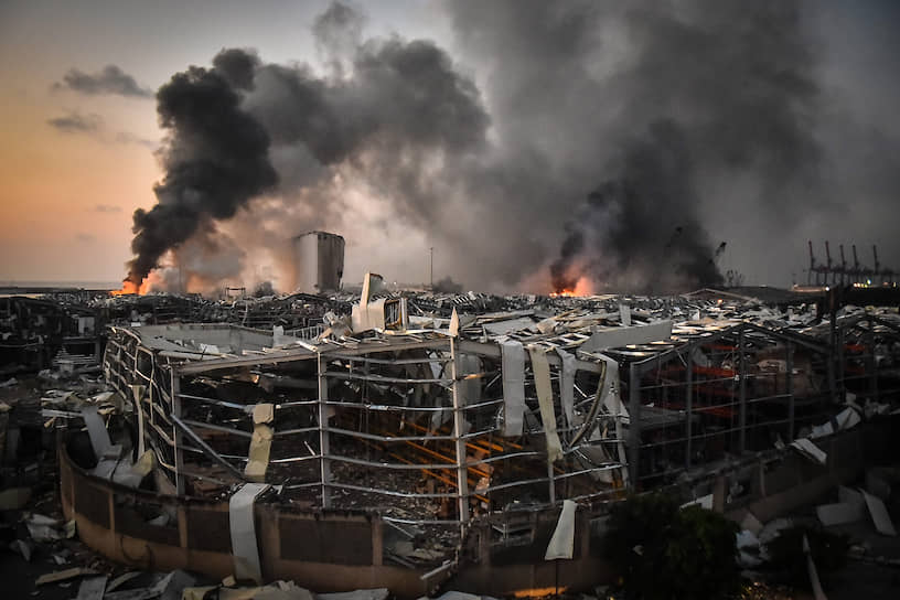 Последствия взрыва аммиачной селитры в порту Бейрута