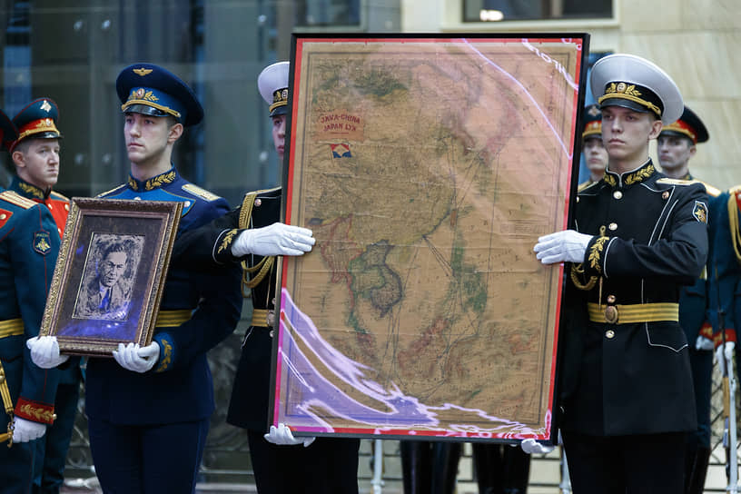 Карта, принадлежавшая Зорге, уцелела чудом. Теперь этот артефакт передан музею Главного управления Генштаба Вооруженных сил РФ в Национальном центре управления обороной
