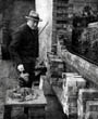 Строительство Черчилль считал своим самым плодотворным хобби. На фото: у себя дома в Уэстерхэме, графство Кент, 1930 г.