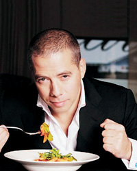 Известные актеры, спортсмены, писатели и бизнесмены выручили отечественных рекламодателей