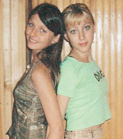 15-летняя Оля Бубнова и 13-летняя Вика Юшкова
