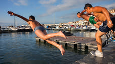 Сокращение летних каникул предложили обсудить с учетом нагрузки учителей