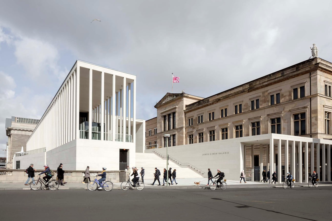James Simon Gallery в Берлине
