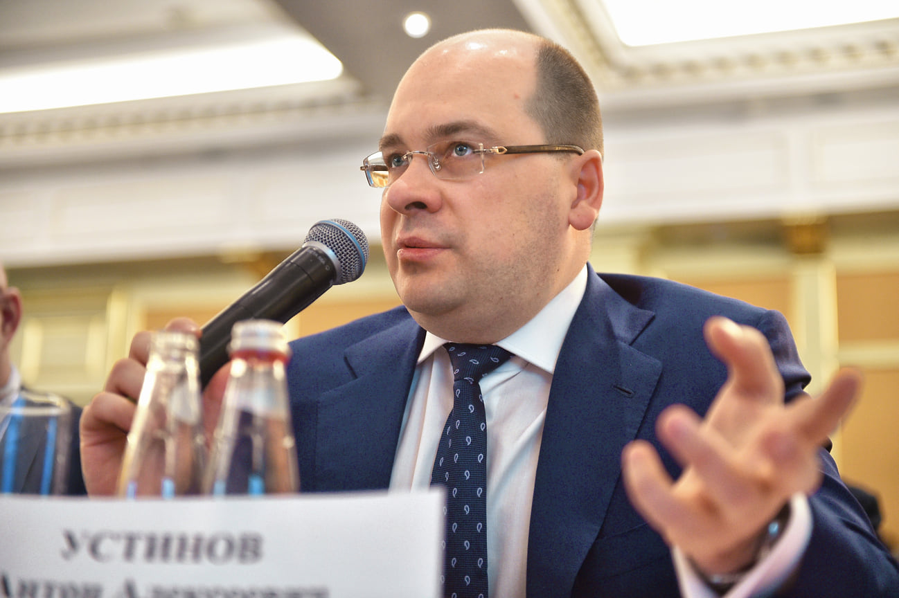 Антон Устинов