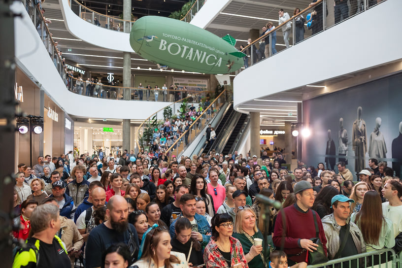 Гости на открытии ТРЦ BOTANICA