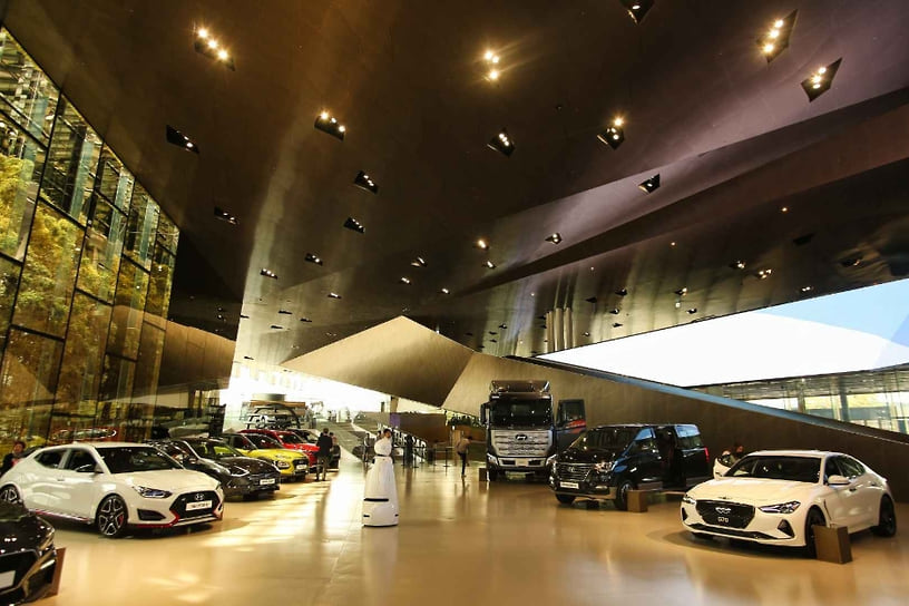 Шоурум Hyundai Motorstudio в сеульском пригороде Коян