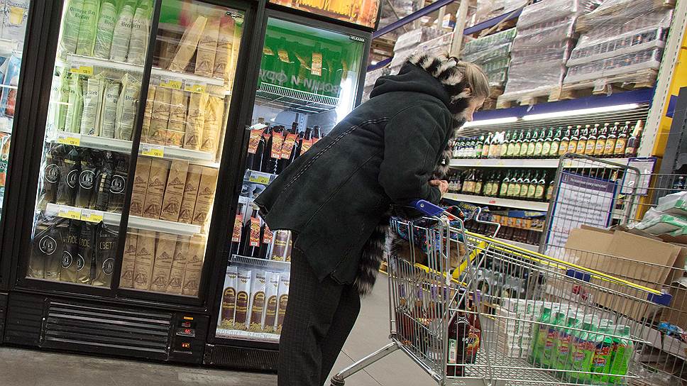 «Около 9% от доходов средняя российская семья тратит на алкоголь»