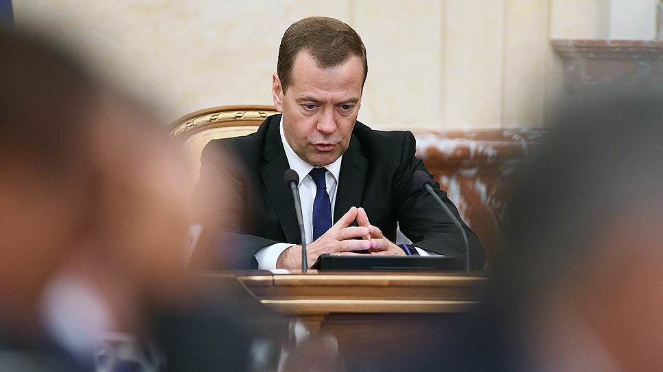 «Карьере Дмитрия Медведева ничего не угрожает»