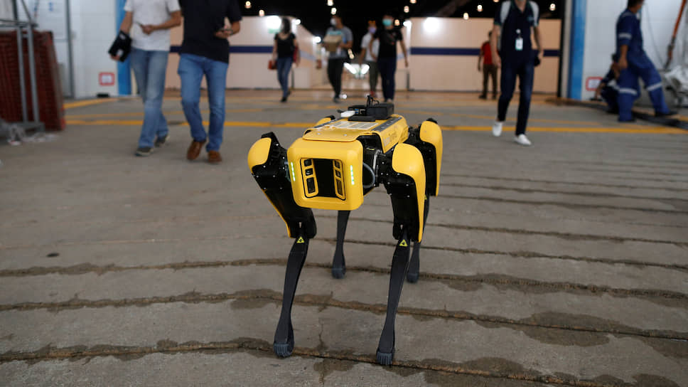 Какие функции может выполнять робот компании Boston Dynamics