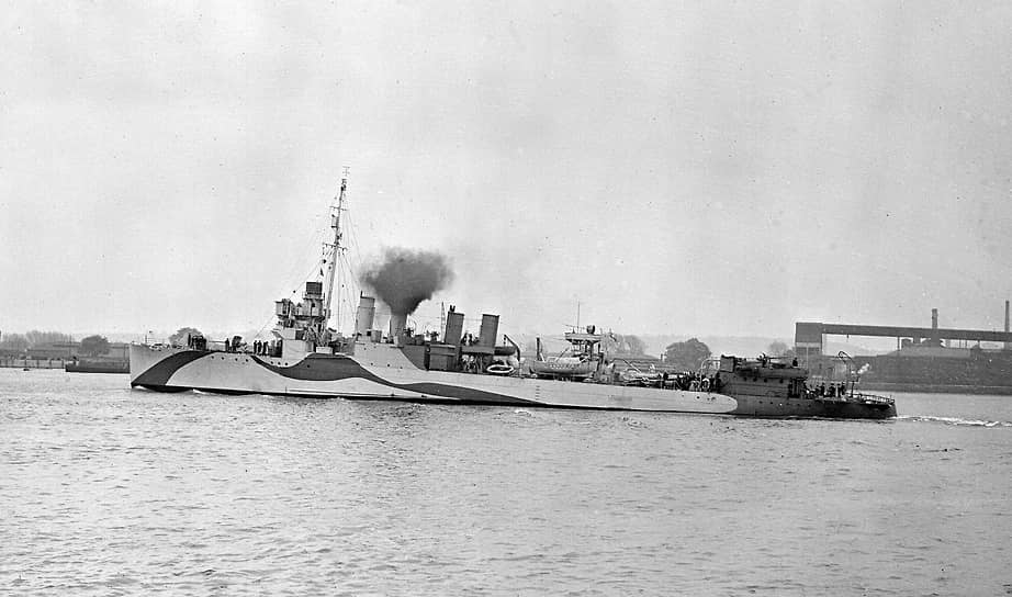 Эсминец HMS Newark, переданный Великобритании в обмен на 99-летнюю аренду военных баз в Карибском бассейне.