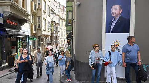 Шопинг сверяется с лирой // Как снижение курса турецкой национальной валюты влияет на местных жителей