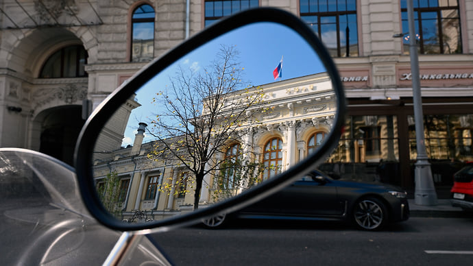 «Светофору» переключают сроки