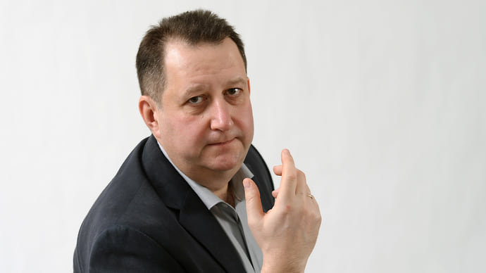 «Запад играет железными мускулами»