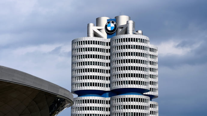 BMW заявила об уходе из России