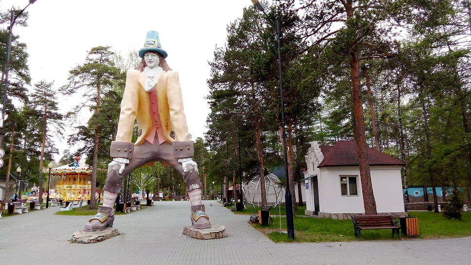 В скафандр, возможно, оденут существующую фигуру Гулливера