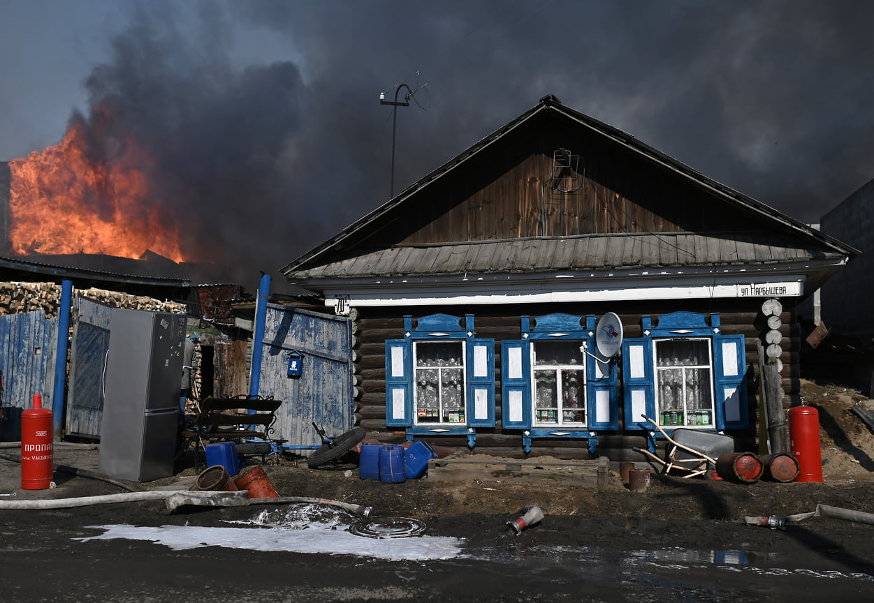 В 2022 году от лесных пожаров в Курганской области пострадали десятки домов и дач