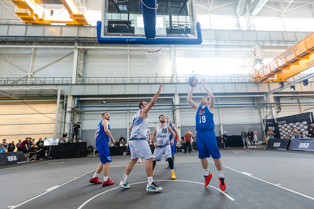 Баскетбольный турнир «Трудовые резервы» на заводе КОНАР в Челябинске
